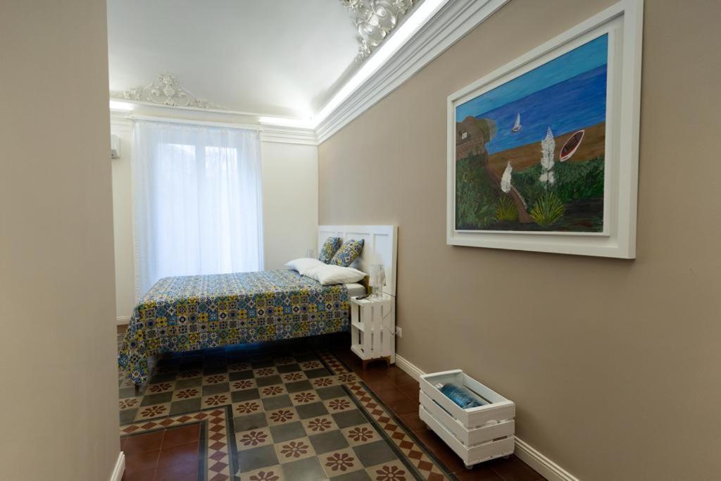 Sikelia-Sicilian Rooms คาตาเนีย ภายนอก รูปภาพ