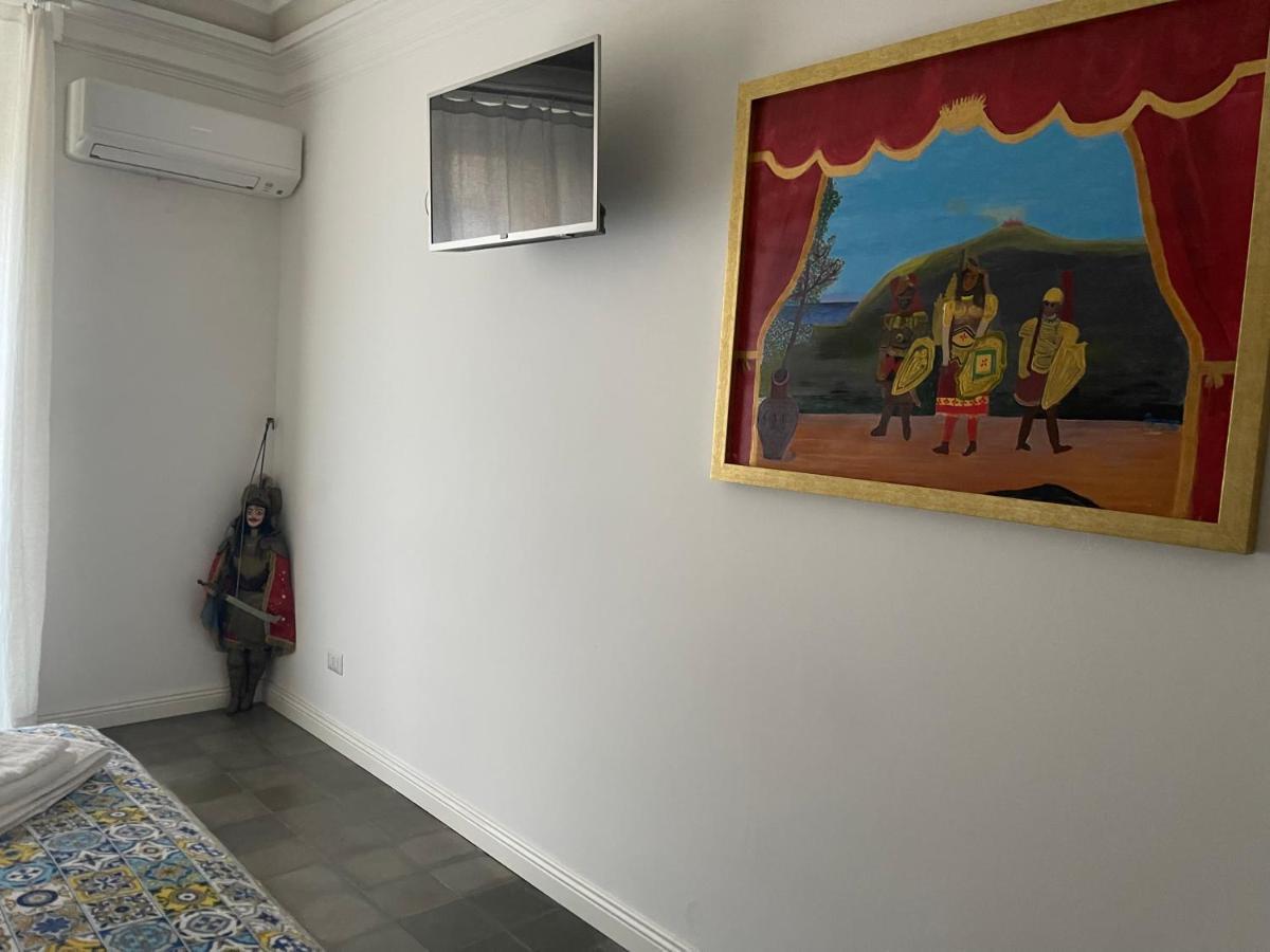 Sikelia-Sicilian Rooms คาตาเนีย ภายนอก รูปภาพ